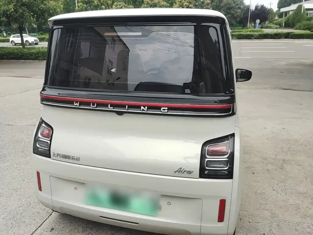 Wuling Air ev Clear Sky 2023 — фото 6