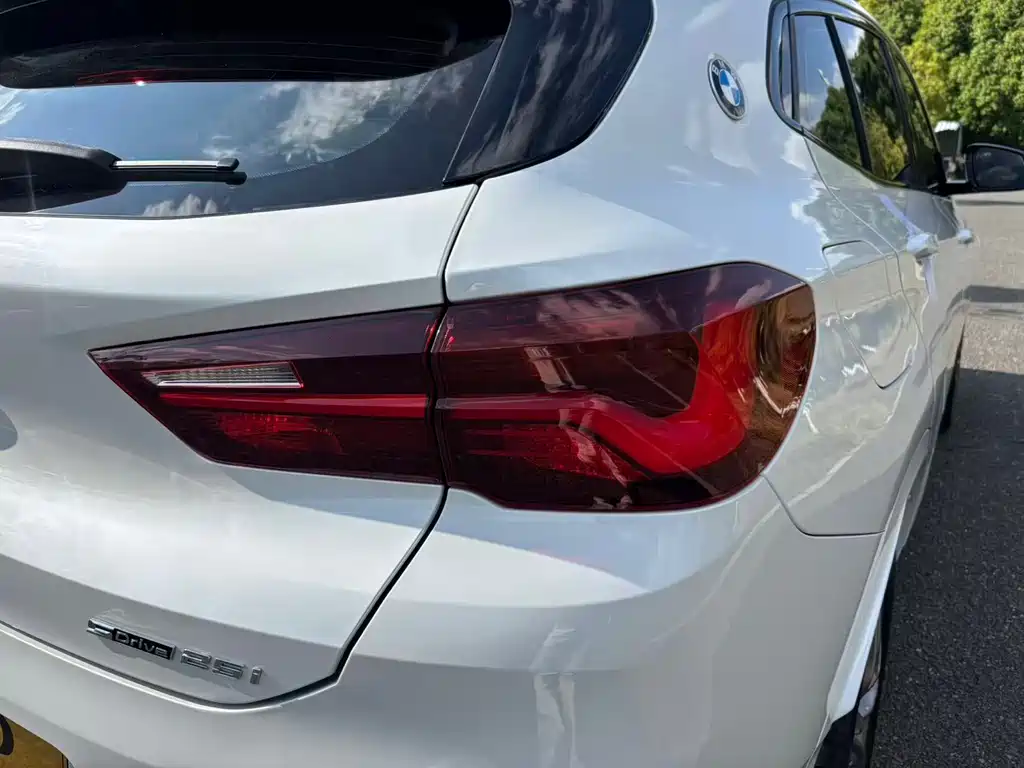 BMW X2 2023 — фото 25