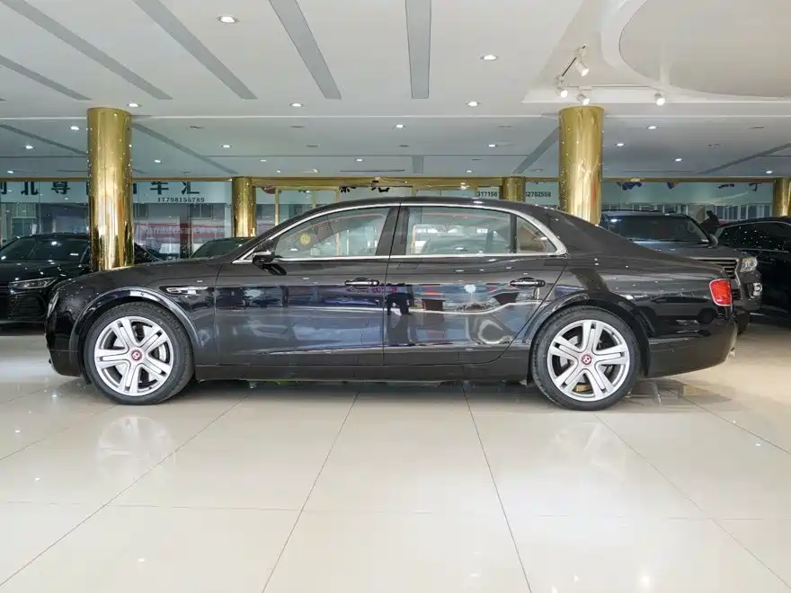Bentley Flying Spur 2015 — фото 15