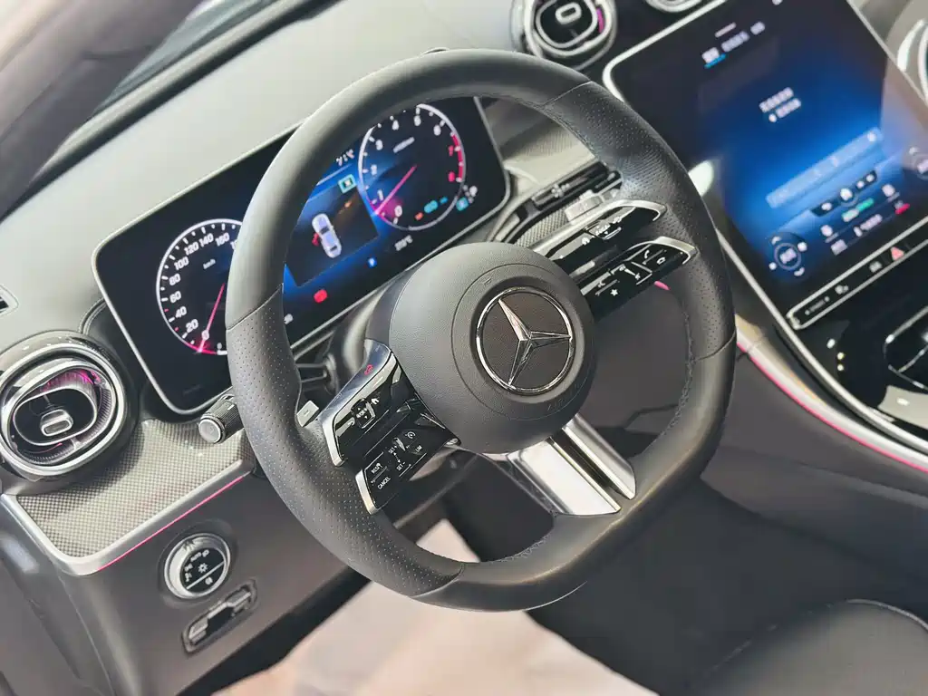 Mercedes-Benz C-Class 2021 — фото 13