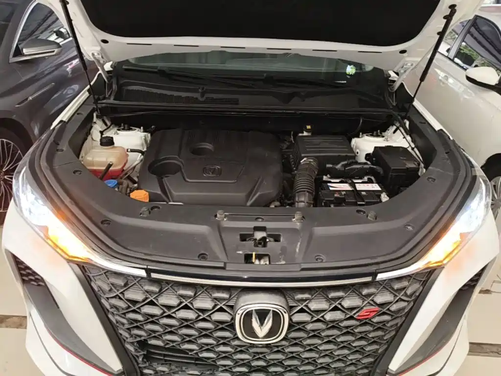 Changan CS75PLUS 2019 — фото 20