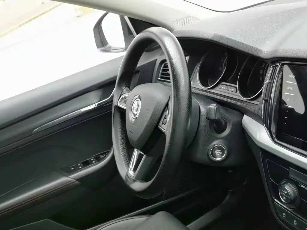 Skoda Kamiq 2023 — фото 22