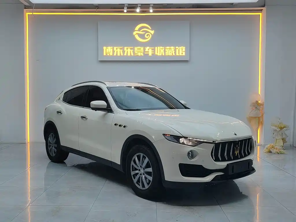 Maserati Levante 2018 — фото 3