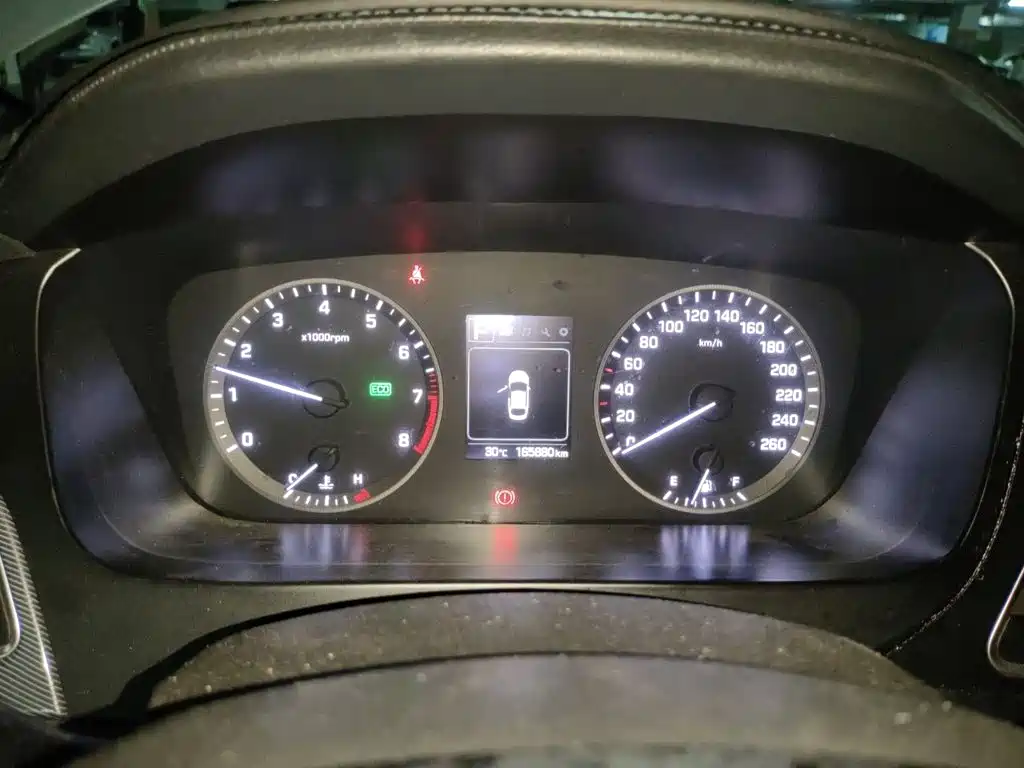 Hyundai Sonata 2015 — фото 12