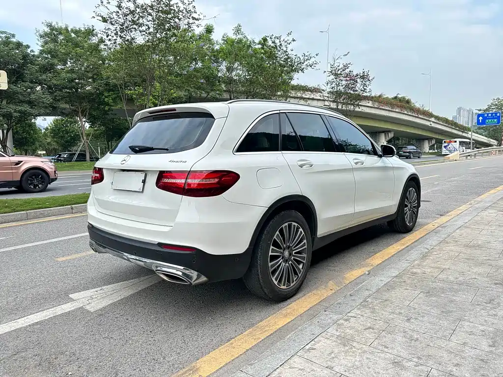 Mercedes-Benz GLC 2016