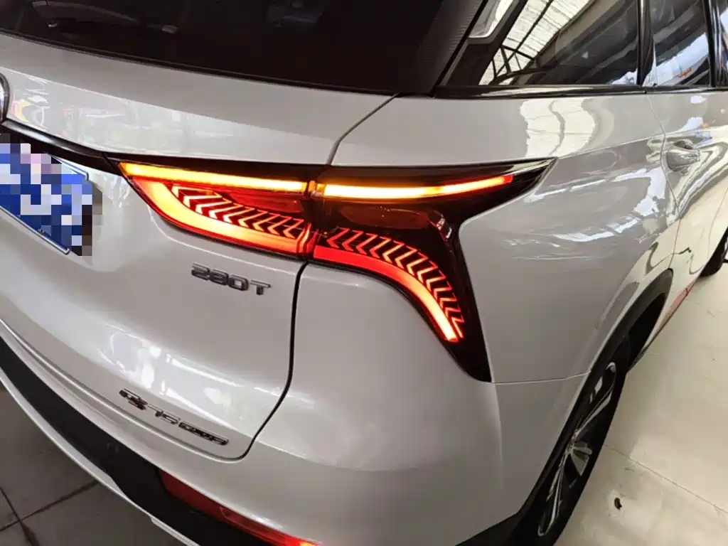 Changan CS75PLUS 2019 — фото 8