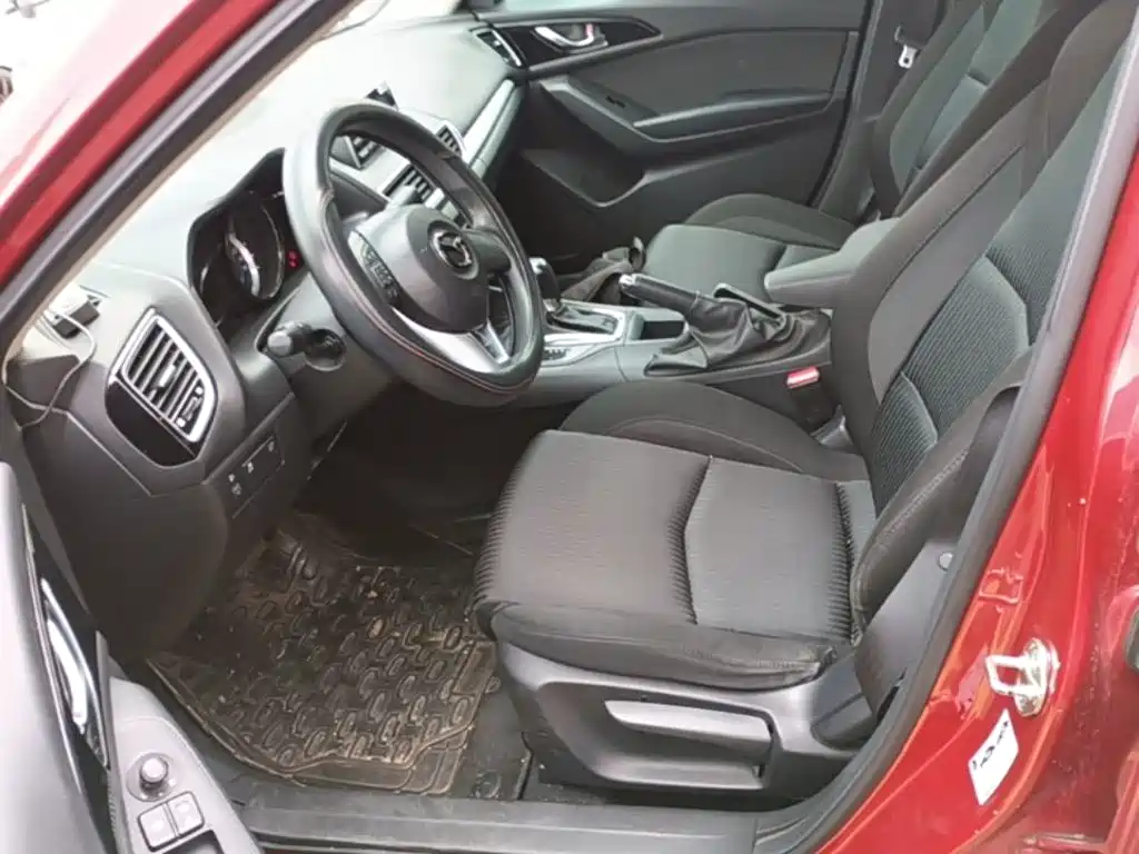 Mazda 3 Axela 2015 — фото 15