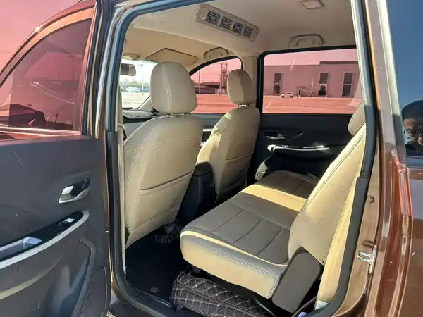 Wuling Hongguang 2020