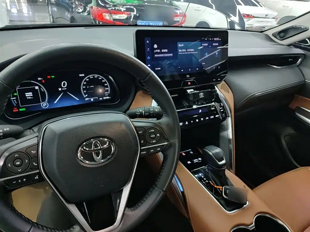 Toyota Venza 2023 — фото 10