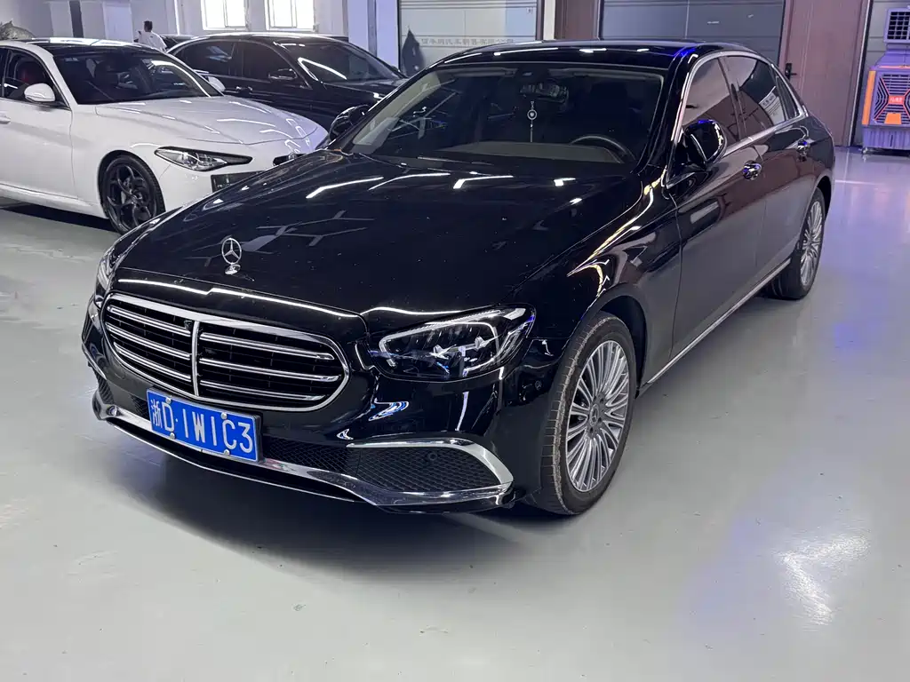 Mercedes-Benz E-Class 2021