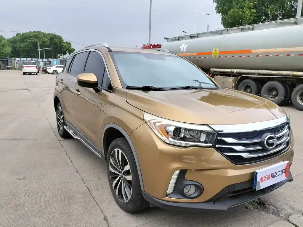 GAC Motor Trumpchi GS4 2016 — фото 3