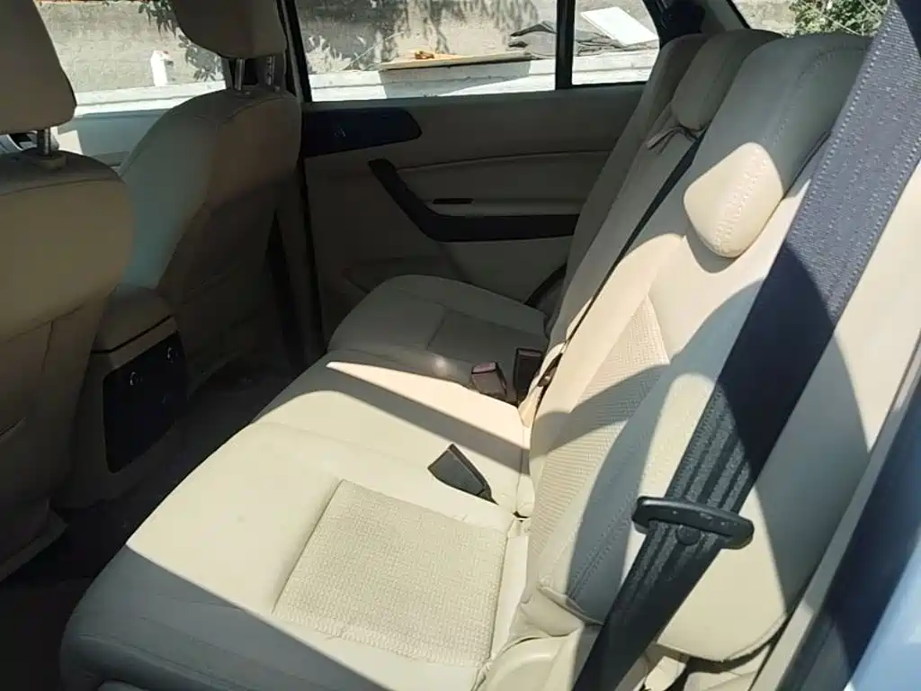 Ford Everest 2018 — фото 17