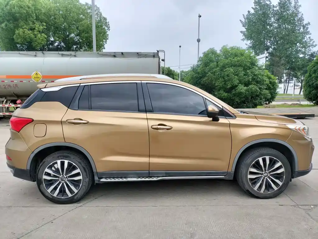 GAC Motor Trumpchi GS4 2016 — фото 4