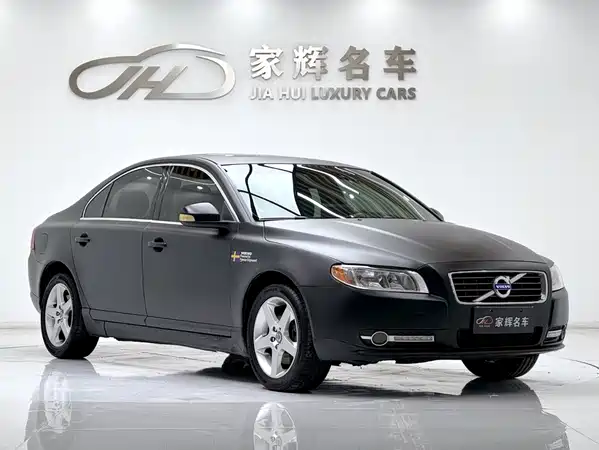 Volvo S80L 2010