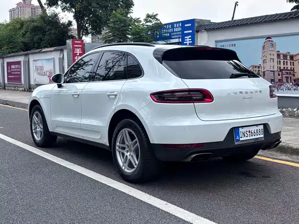 Porsche Macan 2018