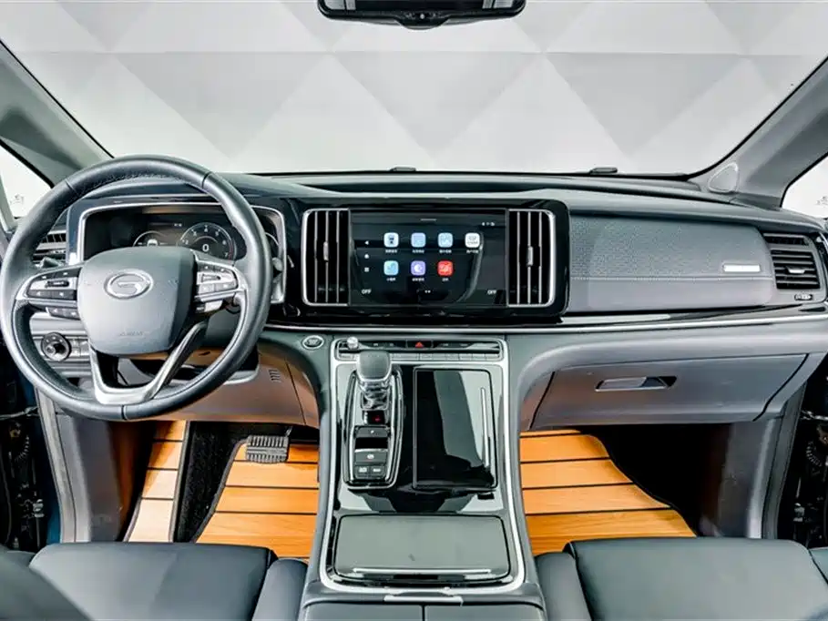 GAC Motor Trumpchi M8 2022 — фото 12