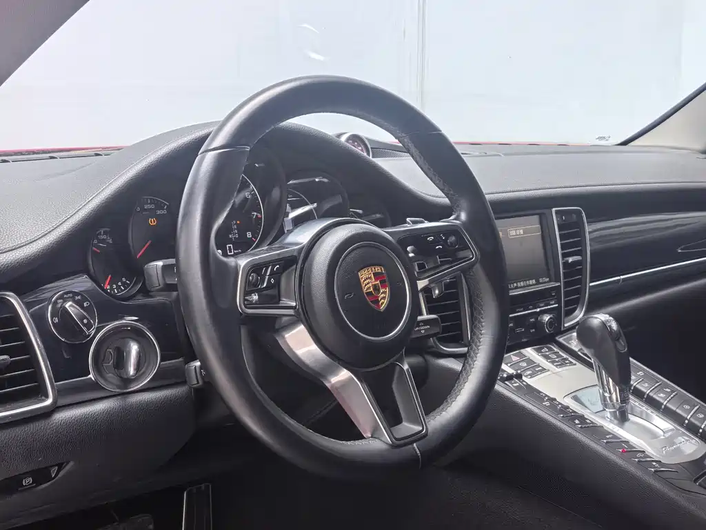 Porsche Panamera 2016 — фото 8