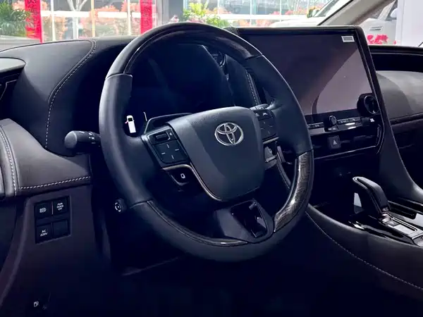 Toyota Alphard 2024