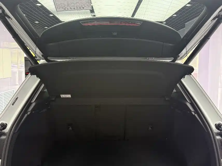 Audi Q3 2023 — фото 19