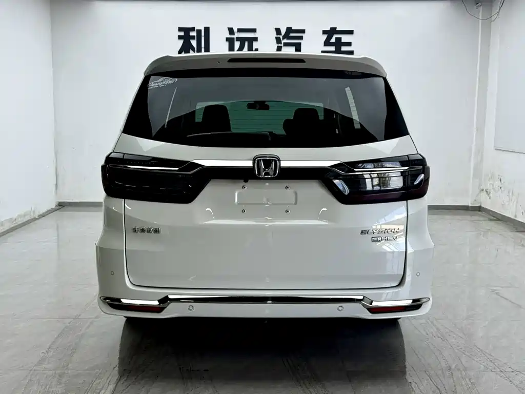 Honda Elysion 2022 — фото 14