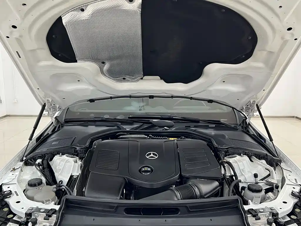 Mercedes-Benz C-Class 2022 — фото 16