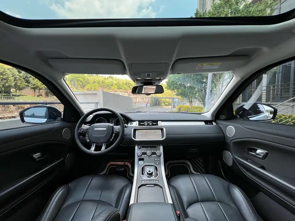 Land Rover Evoque 2019 — фото 6