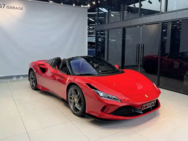 Ferrari F8 2022