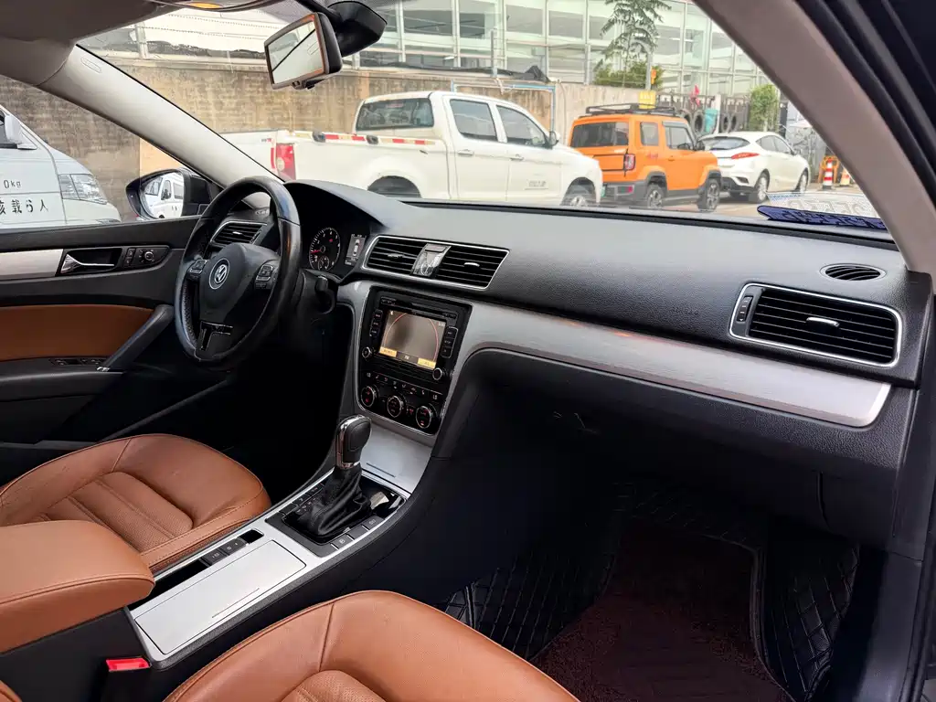 Volkswagen Passat 2015 — фото 15