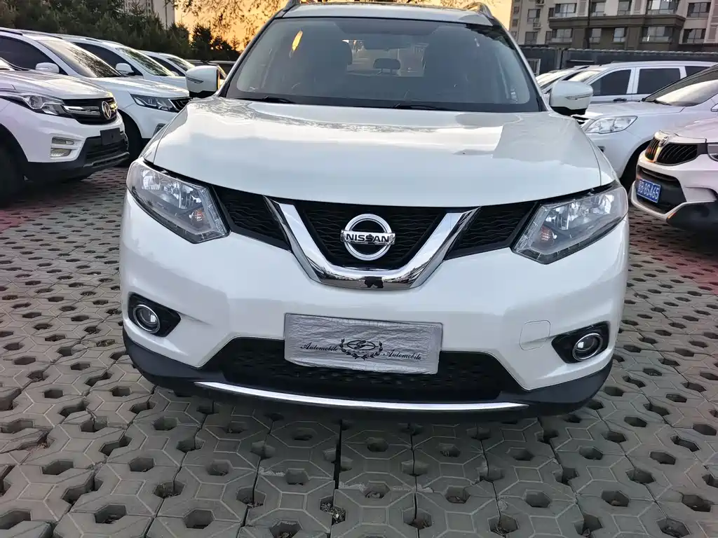 Nissan X-Trail 2014