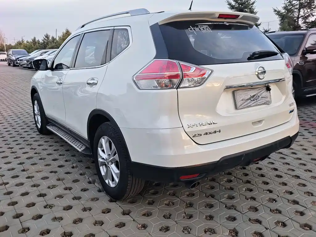Nissan X-Trail 2014