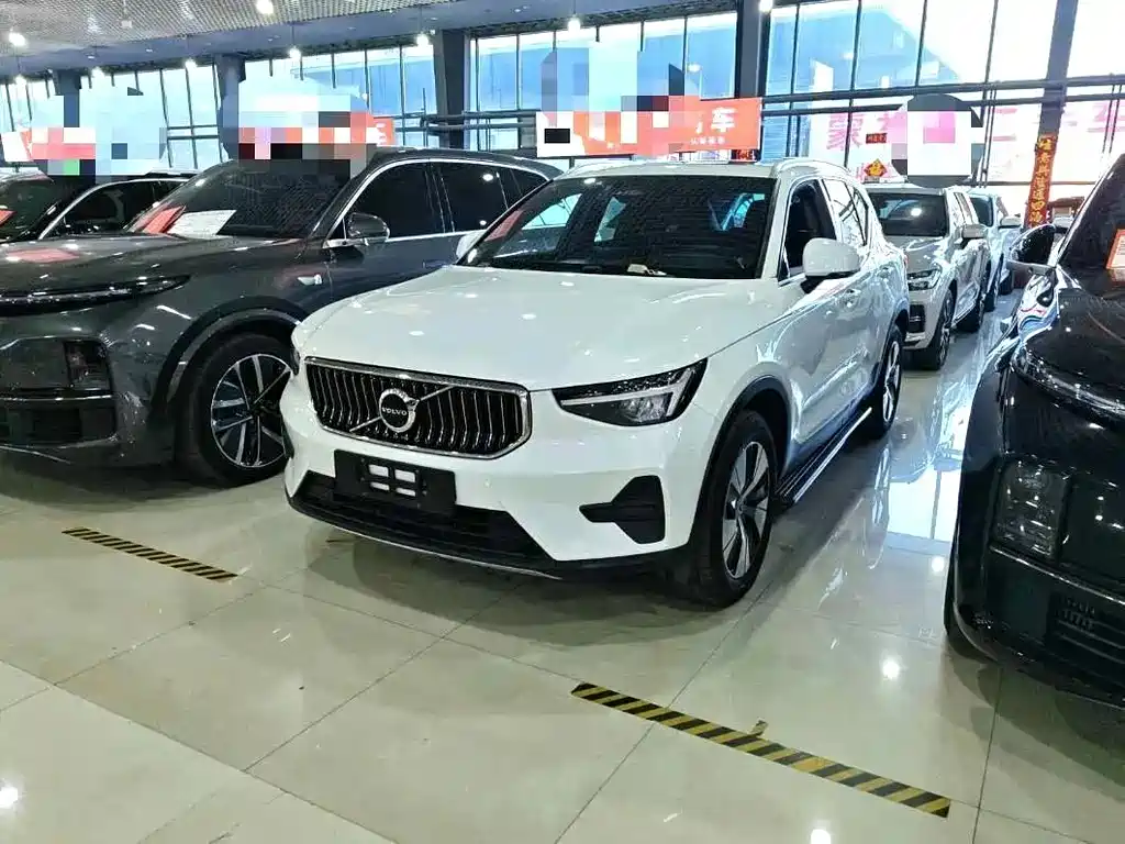 Volvo XC40 2022