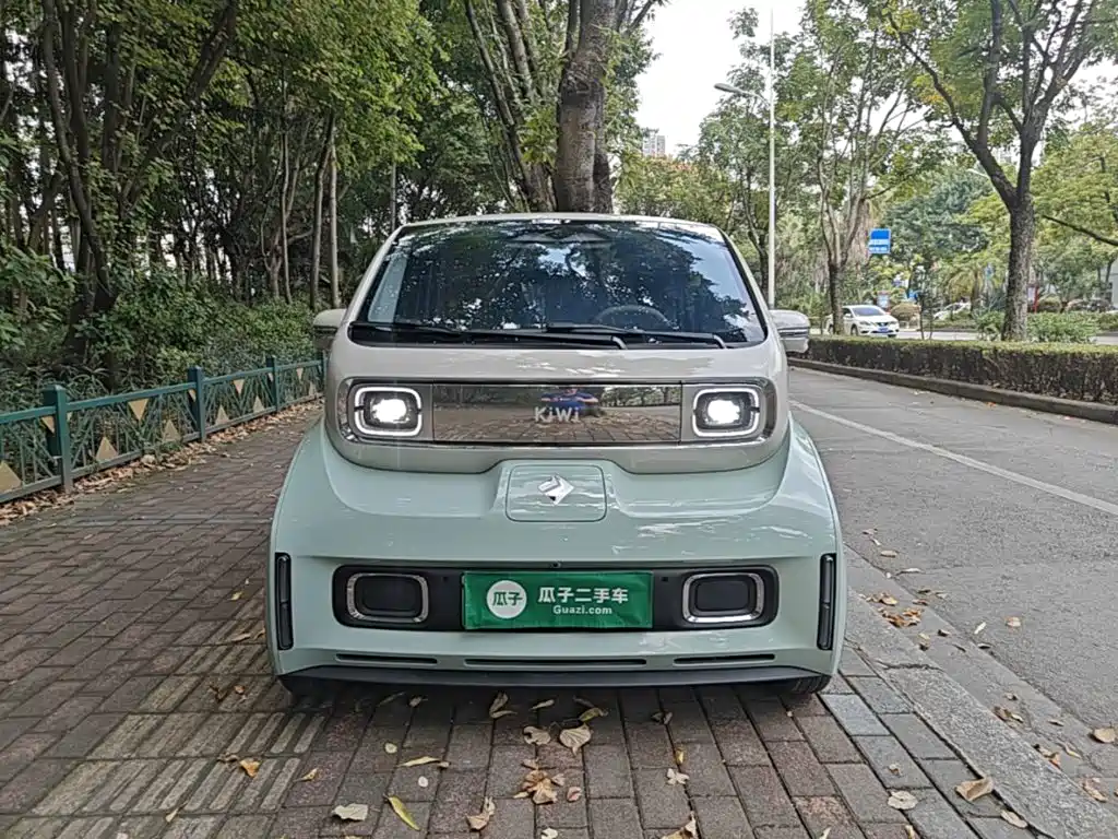 Baojun Kiwi EV 2022 — фото 3