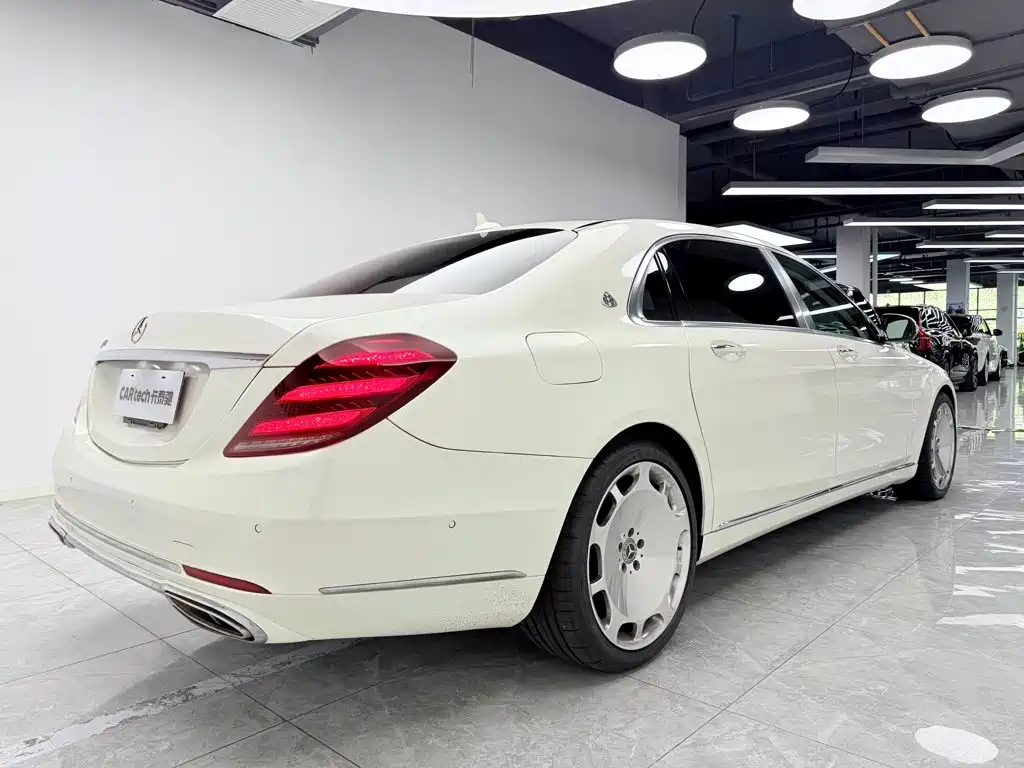 Mercedes-Benz Maybach S-Class 2015