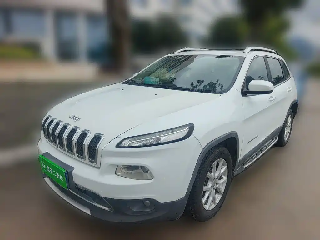 Jeep Cherokee 2018 — фото 1