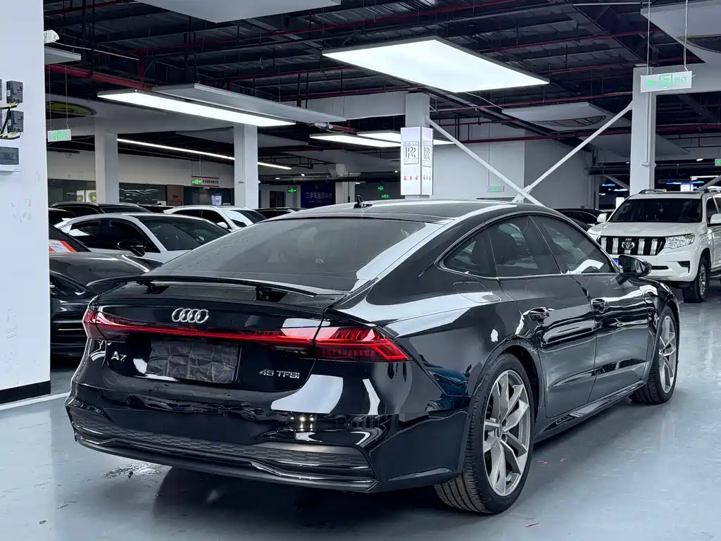 Audi A7 2024 — фото 20