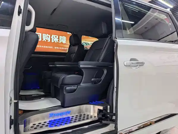 GAC Trumpchi M8 2022