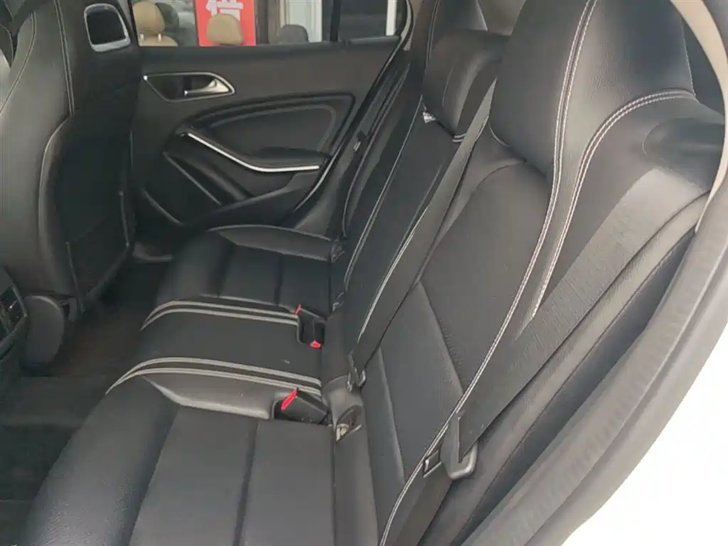 Mercedes-Benz GLA 2019 — фото 17