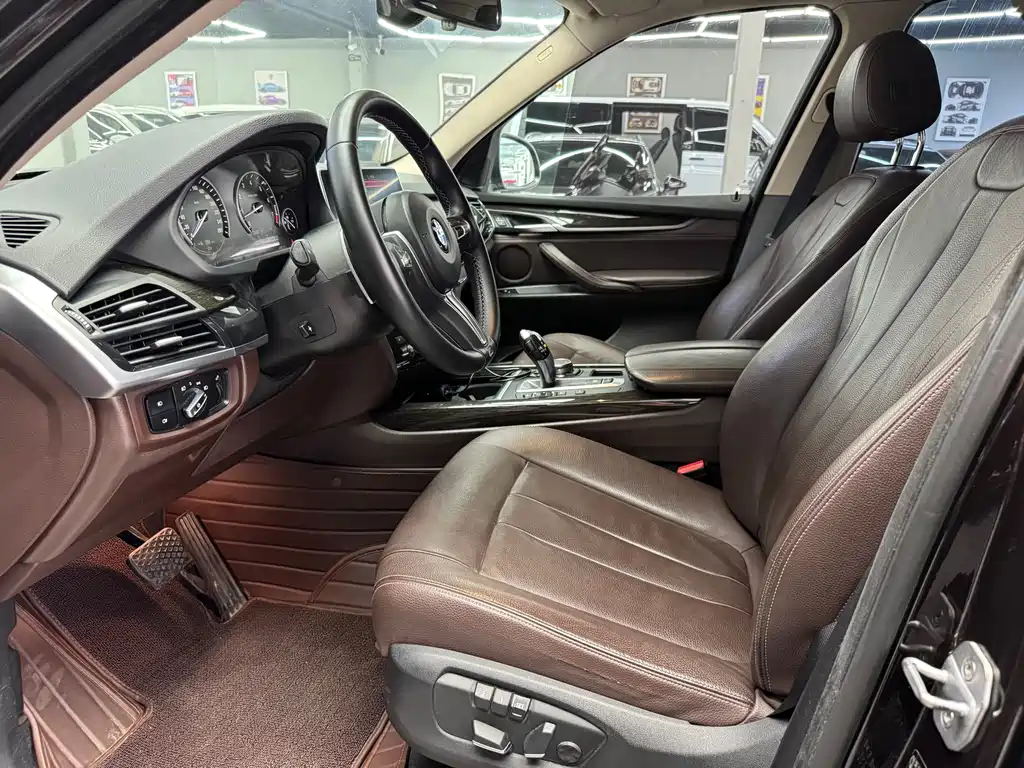 BMW X5 2015 — фото 11