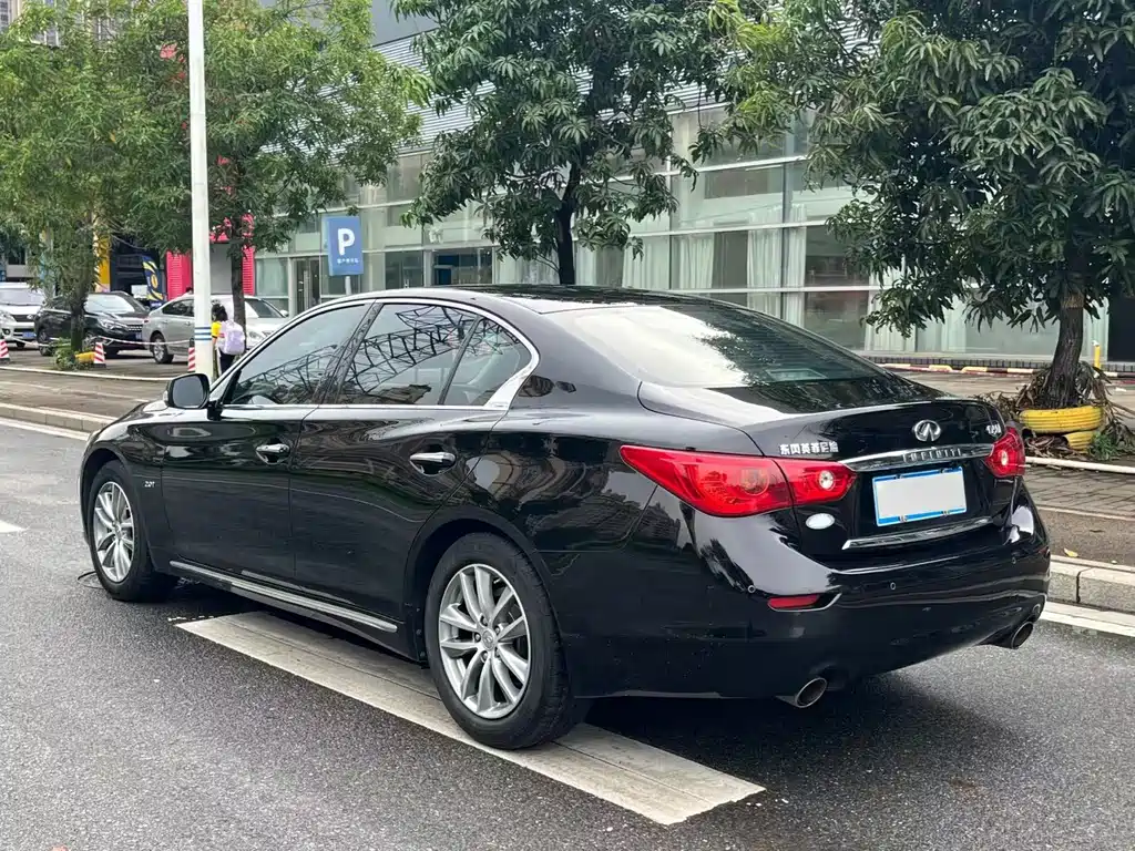 Infiniti Q50L 2017 — фото 6