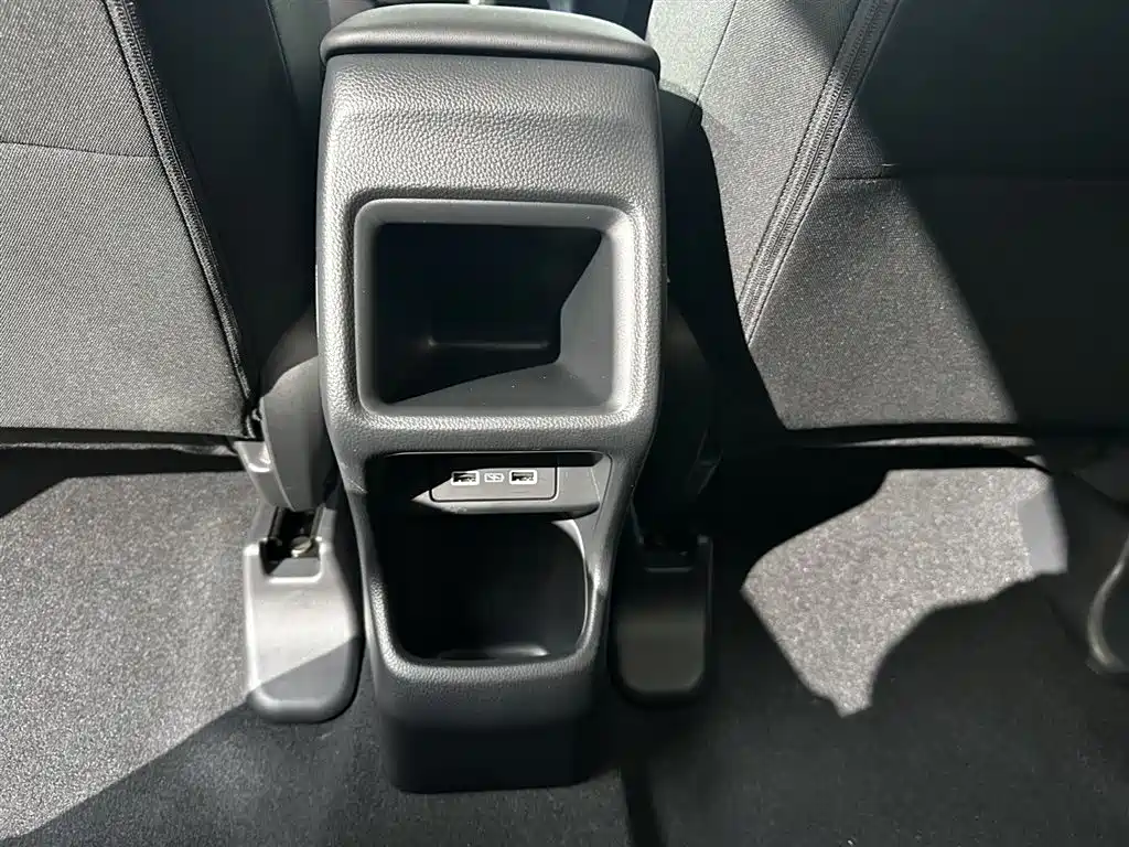 Honda Vezel 2026 — фото 10