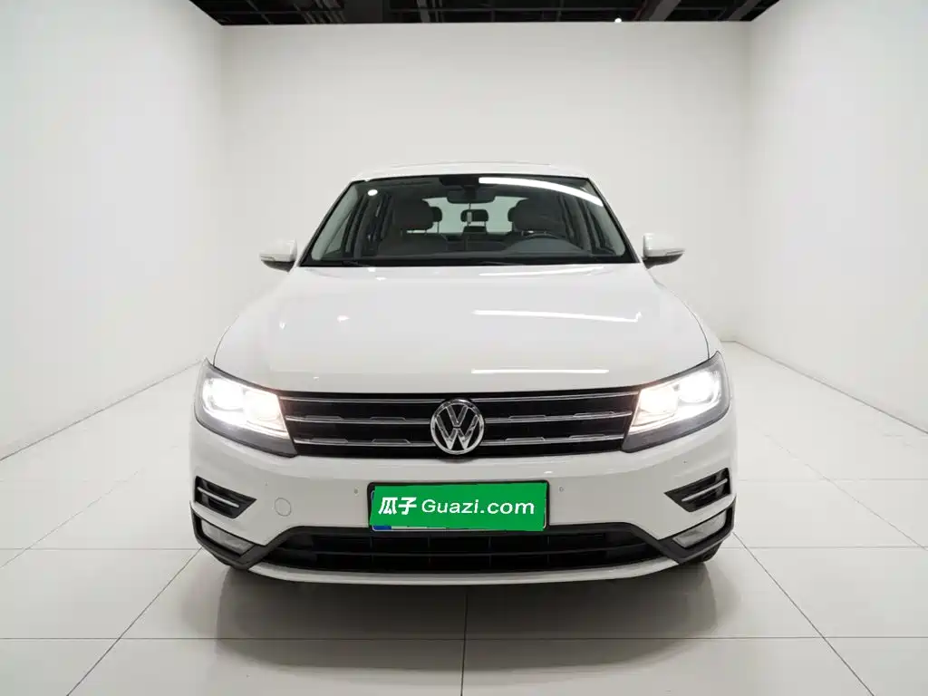 Volkswagen Tiguan L 2018 — фото 2