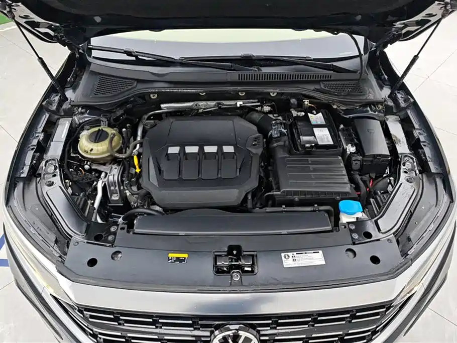 Volkswagen Passat 2022 — фото 10