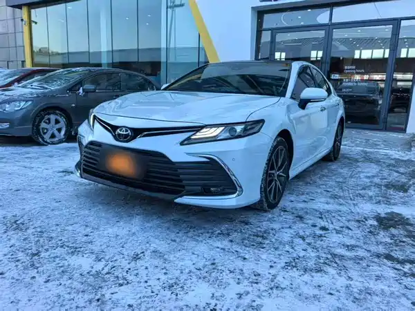 Toyota Camry 2021