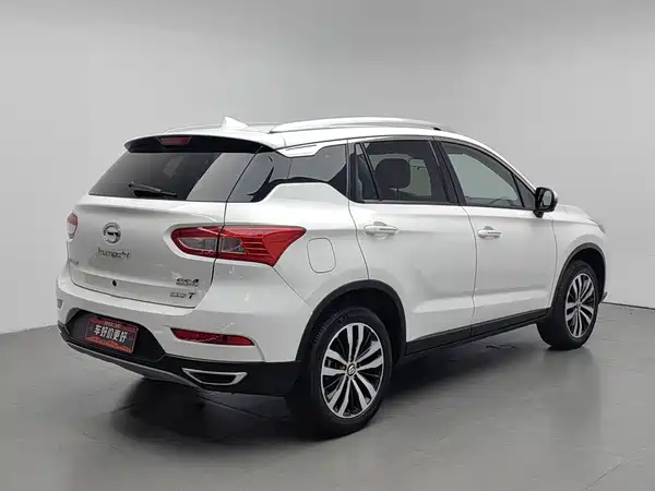 GAC Trumpchi GS4 2016