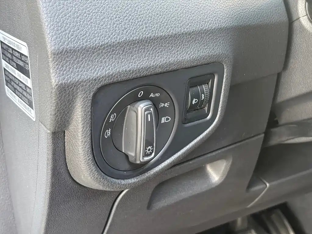 Volkswagen Golf Jialu 2016 — фото 13