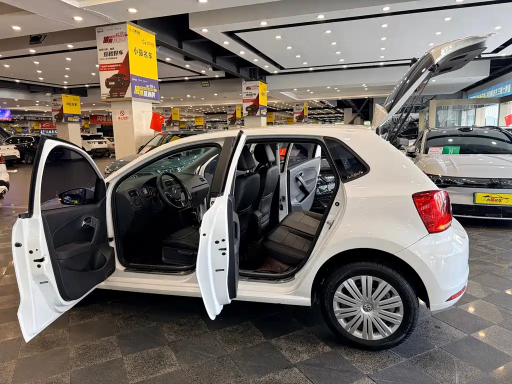 Volkswagen Polo 2019 — фото 33
