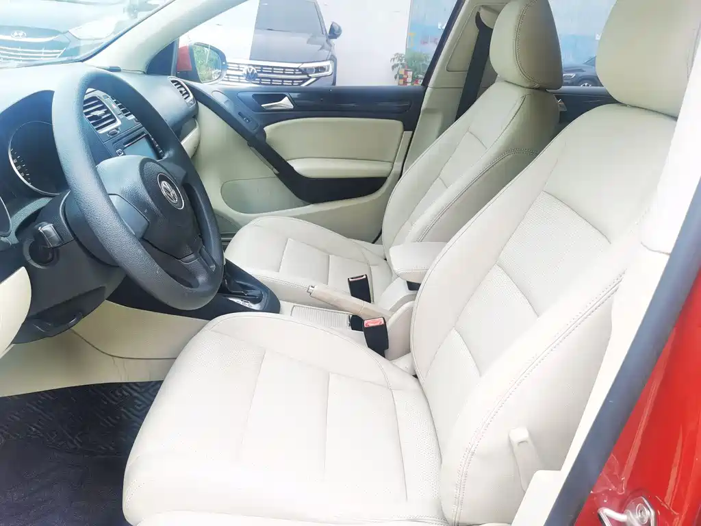 Volkswagen Golf 2012
