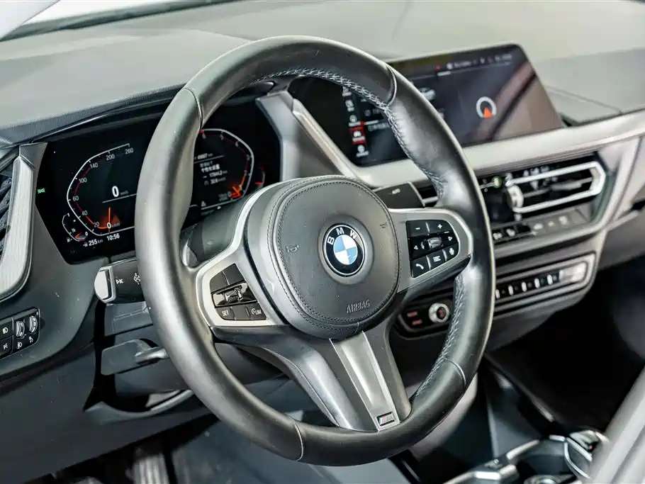 BMW 2 Series 2022 — фото 10
