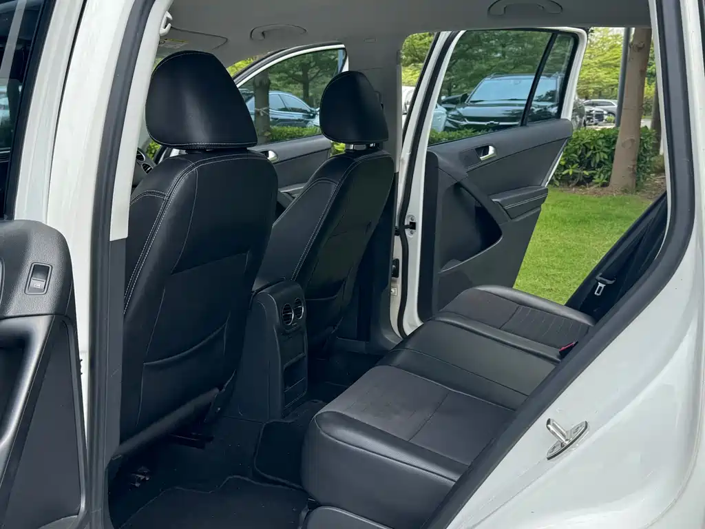 Volkswagen Tiguan 2018 — фото 11