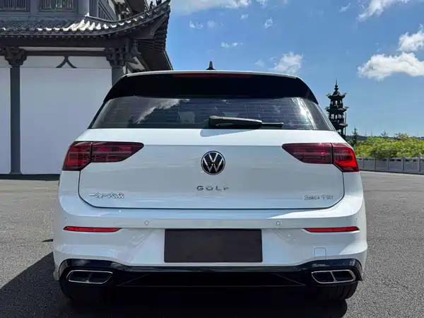 Volkswagen Golf 2023